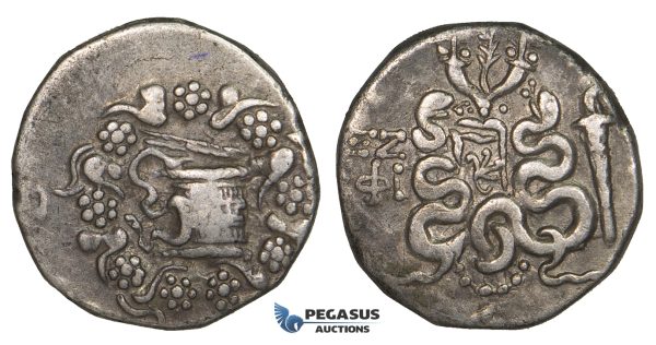 ZJ17, Mysia, Pergamon (ca. 166-67 BC) AR Cistophoric Tetradrachm (12.32g) Struck circa 85-76 BC, Serpents